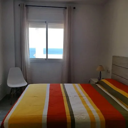 Con Vistas Al Mar En *